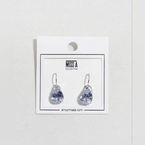 Elegant Teardrop Earrings BNIB